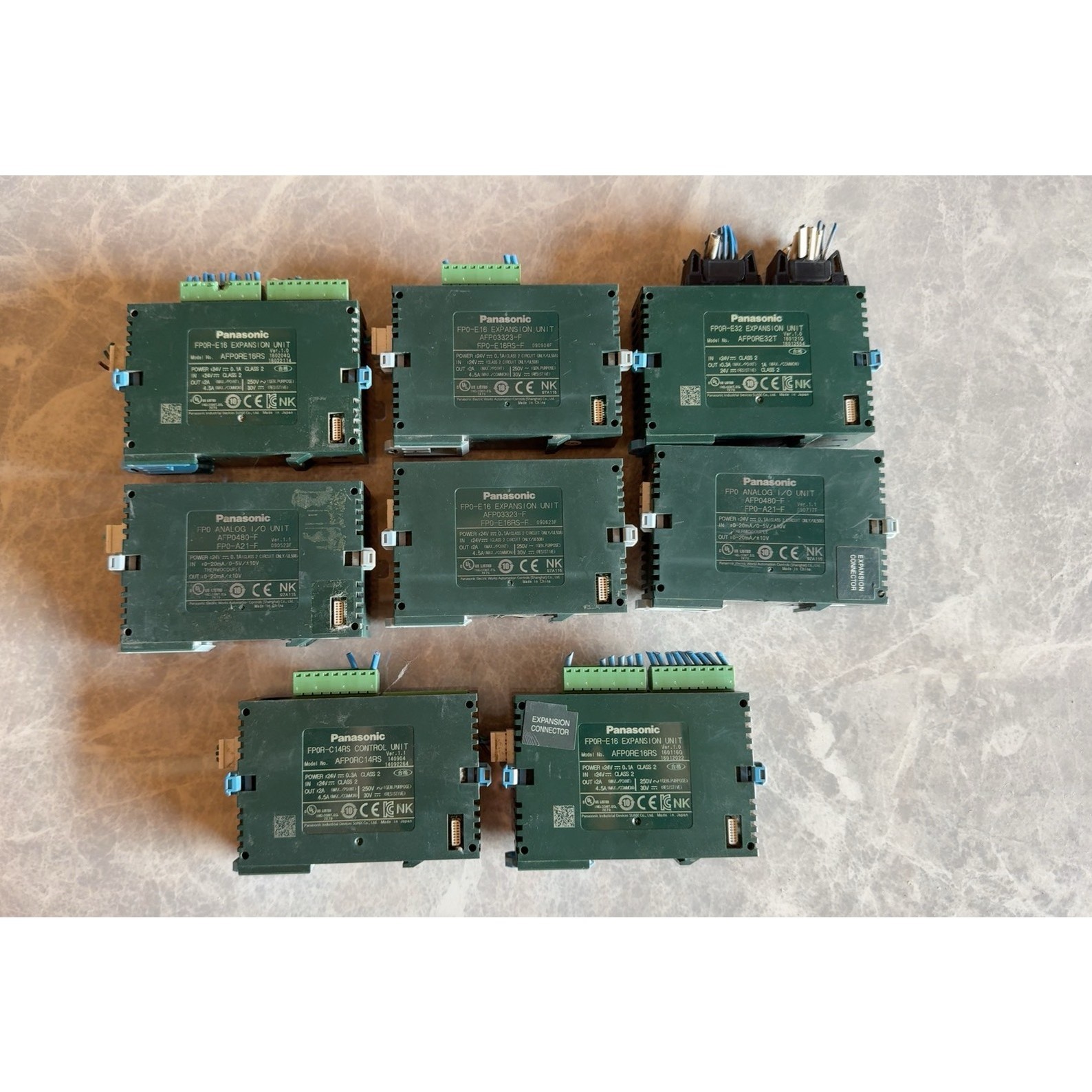 PLC模块AFP0RE32T 1片