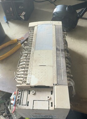 维控plc LX3V-2424MT-A 图片实物拍摄