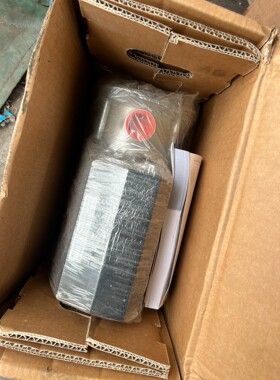 格兰富CM1-2不锈钢多级增压水泵,库存未用,单相220v,