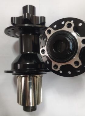 达盟铝合金公路车桶轴花鼓 轴皮前m12*100，后m12*142 36孔