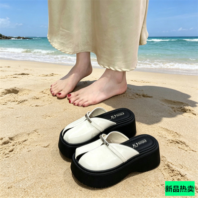 网红同款2026春夏新款厚底拖鞋女外穿时尚百搭增高配裙子一字凉拖