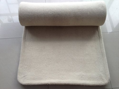 传统老式羊毛毡隔凉恒温学生床垫