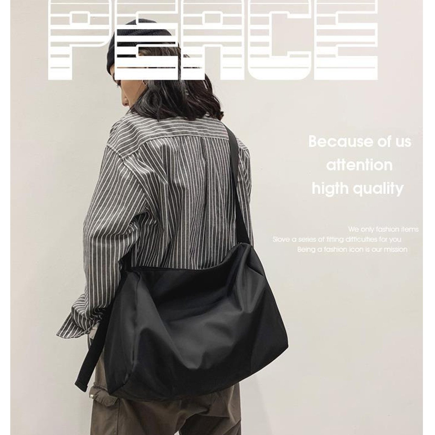 斜挎包男女同款港风简约纯色街拍旅行包运动百搭黑色包包学生书包