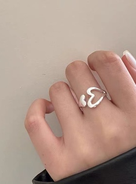 925银镂空爱心戒指女2025年新款时尚个性小众设计心形指环戒