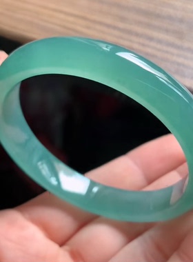 天然翡翠A货浅色晴水手镯，51-52圈，51.5-10.3-6.1，30.96g