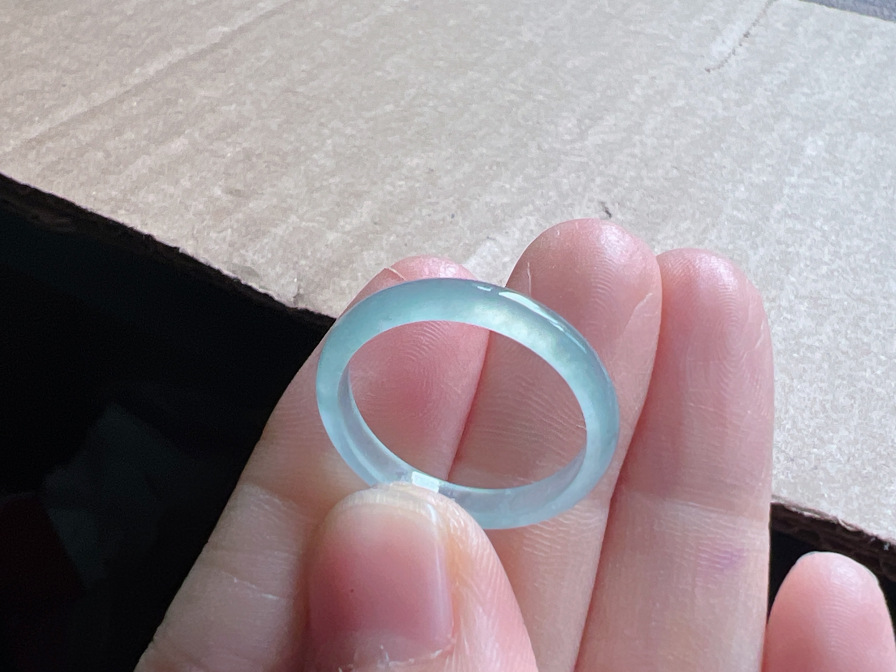 天然翡翠A货冰蓝指环，种水好，18.6-3.5-2.5，19号，细条形