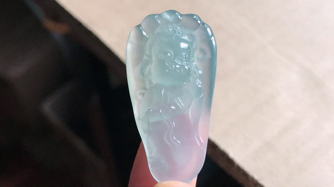 缅甸天然翡翠A货冰晴宝宝佛，冰种起胶，果冻质地，7.05g
