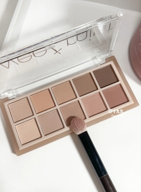 低饱和万能打底奶茶色 全哑光通勤零废色 sweetmint十色眼影盘05