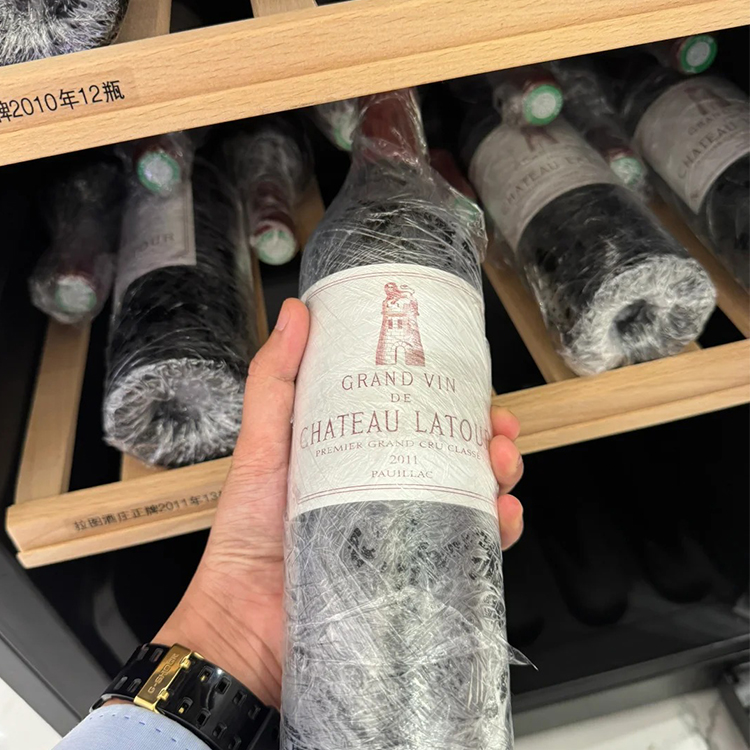 Latour 法国波尔多拉图古堡2011年份正牌高分一级名庄干红葡萄酒