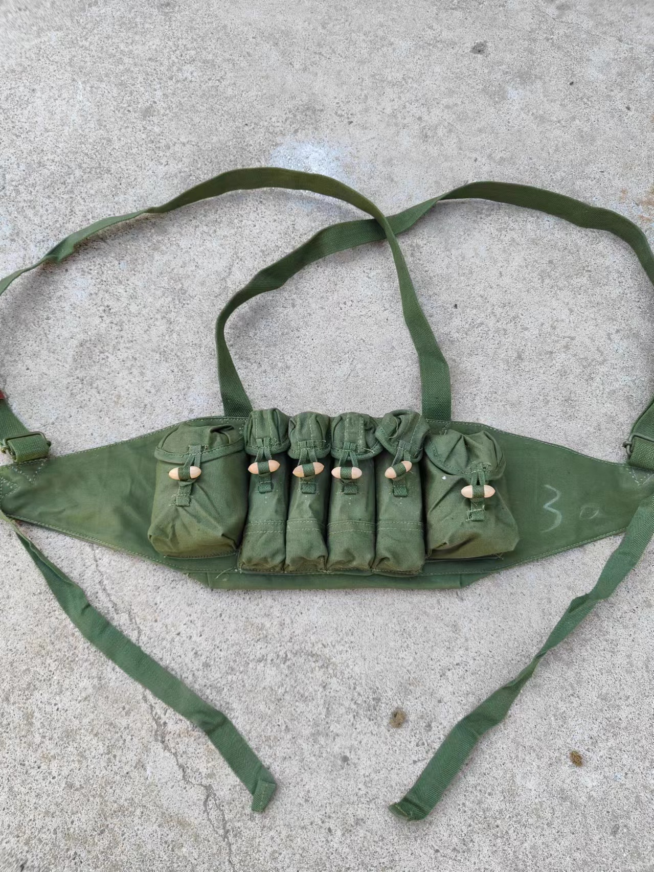 库存收藏装饰战术肚兜子弹袋