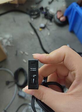 基恩士LV-NH62激光传感器，2021年2月生产，功能完好