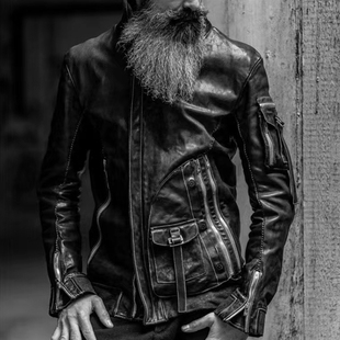 皮匠門之刀馬人人潮人海中又看到你,一样美丽一样放荡不羁923810