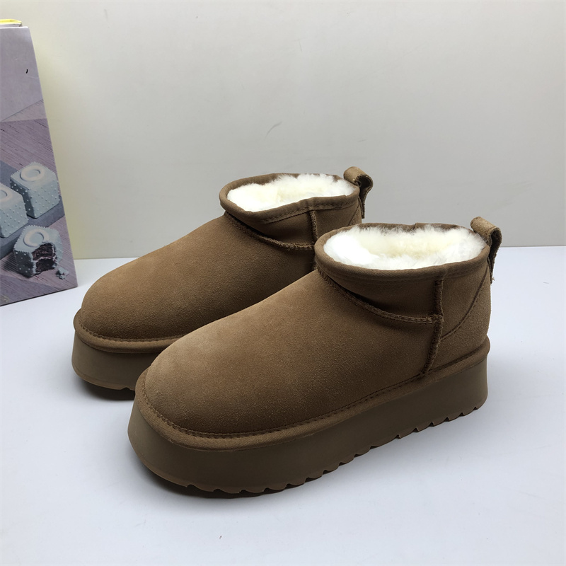 皮毛一体加厚东北棉鞋女防滑保暖