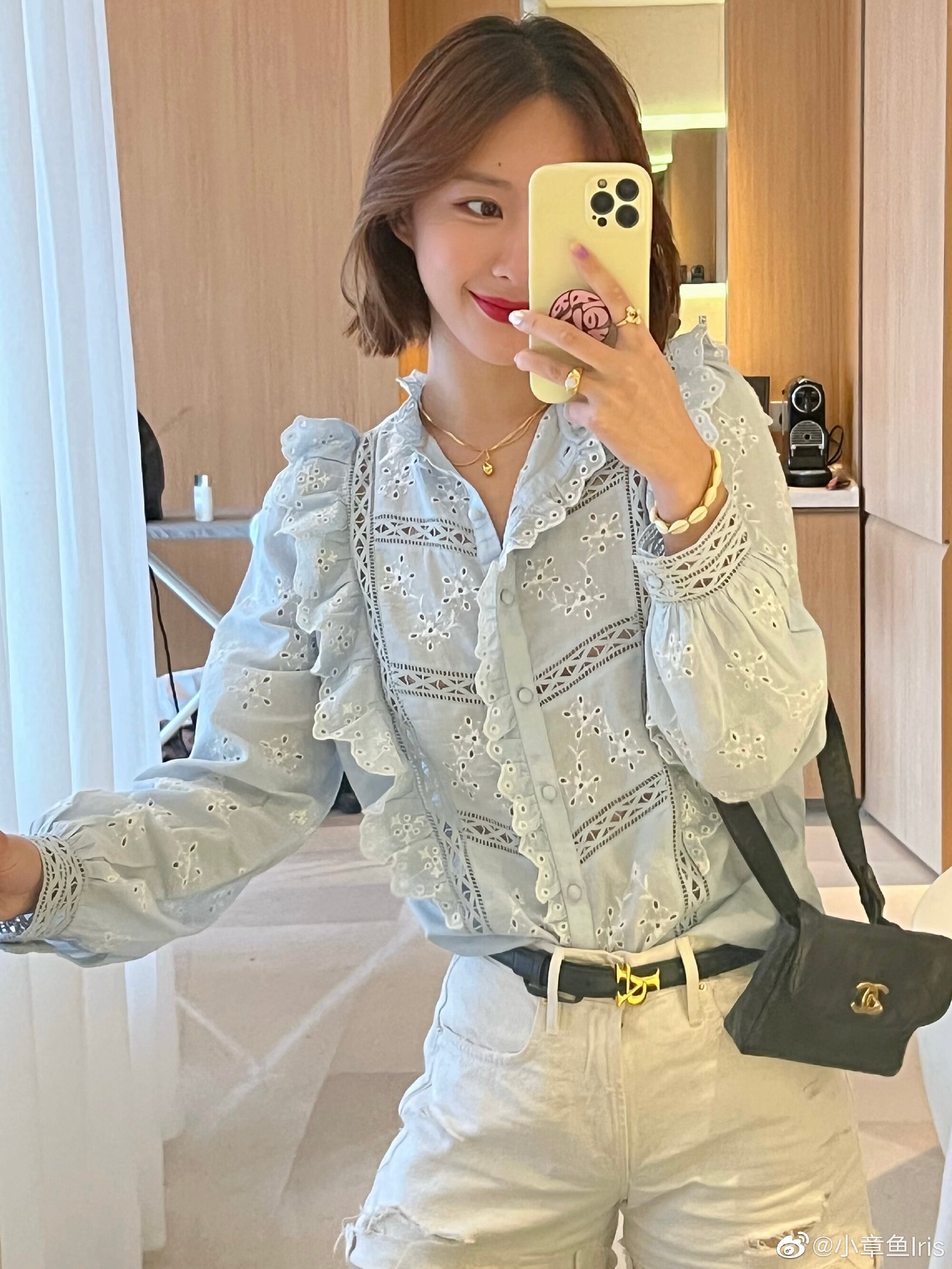 【HSU】小章鱼Iris同款 复古法式立领镂空刺绣荷叶花边长袖衬衫