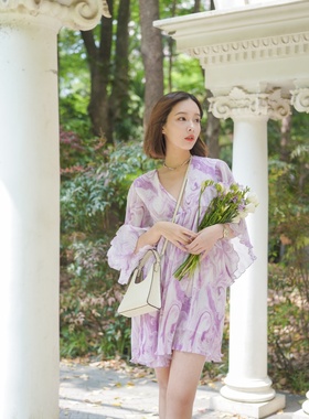 【HSU】小章鱼Iris同款 紫色水墨晕染褶皱荷叶边V领喇叭袖连衣裙