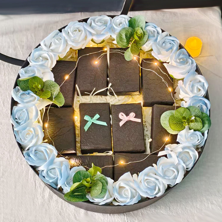 情人节圆形玫瑰花礼盒装烟礼盒男士生生日礼物高级感透明礼品盒