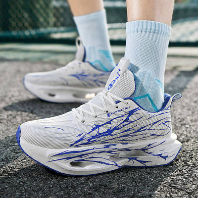 运动鞋网面男童鞋学生碳板跑鞋女童小学生男款爆款赤兔9pro跑步鞋