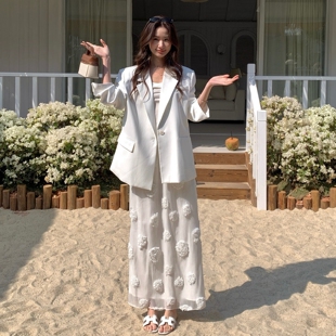 TCCW温柔风白色立体花网纱半身裙女春夏新款 设计感气质穿搭长裙子