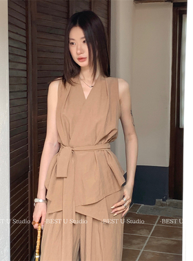 Best U气质简约无袖绑带上衣女夏季新款小众V领收腰系带背心外穿