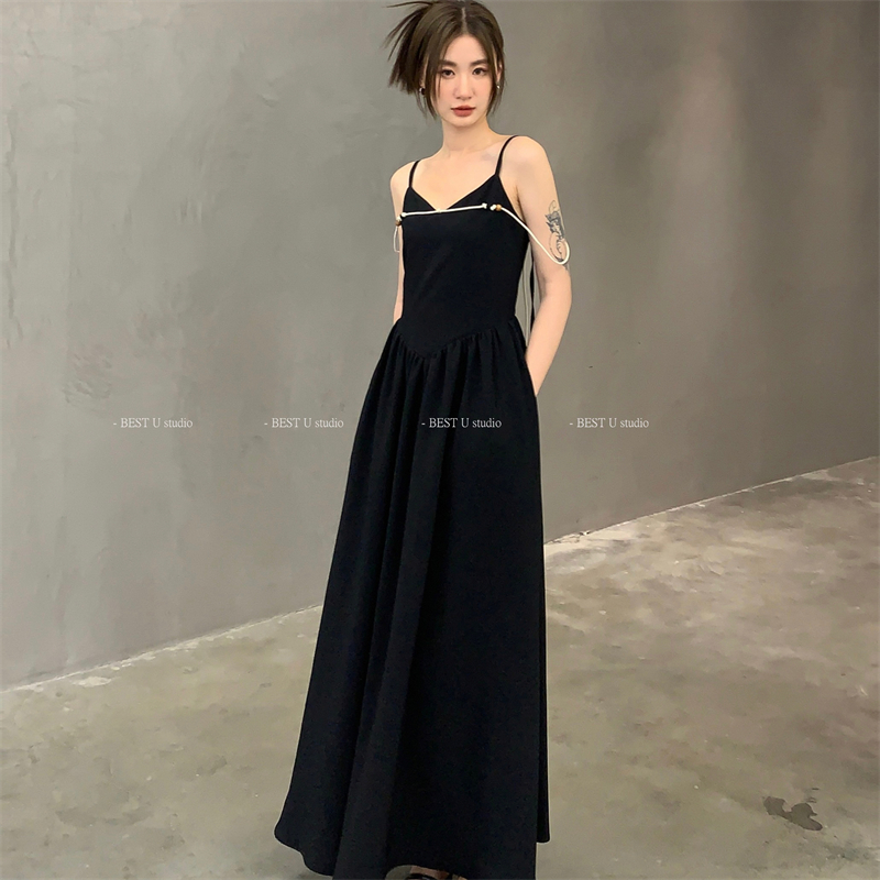 BestU设计感小众气质吊带裙