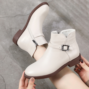 真皮平跟短靴女马丁靴尖头平底休闲百搭软底单靴妈妈鞋棉靴时尚靴