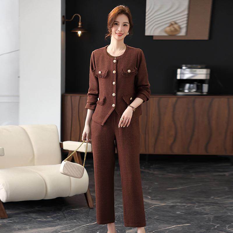 美拉德红棕色流行2025春秋新款两件套西装裤子小香风短外套女套装,女装/女士精品,时尚套装,淘宝优惠券,粉丝福利购,淘宝优惠卷