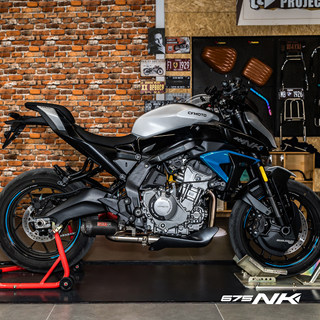 适用春风675SR/NK摩托车排气管全段改装不锈钢碳纤维回旋底出声浪