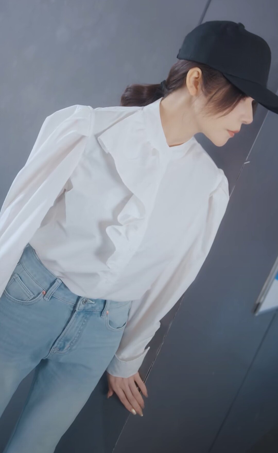 七爷二小姐的马甲掉不停叶辞卿同款白色荷叶边长袖衬衫女2026新款