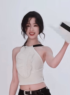 王小亿同款白色抽褶热辣挂脖吊带女夏季甜美高级别致系带背心上衣