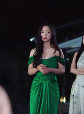 电视剧哑妻宋柒年同款法式绿色复古抹胸连衣裙敬酒轻奢晚礼服年会
