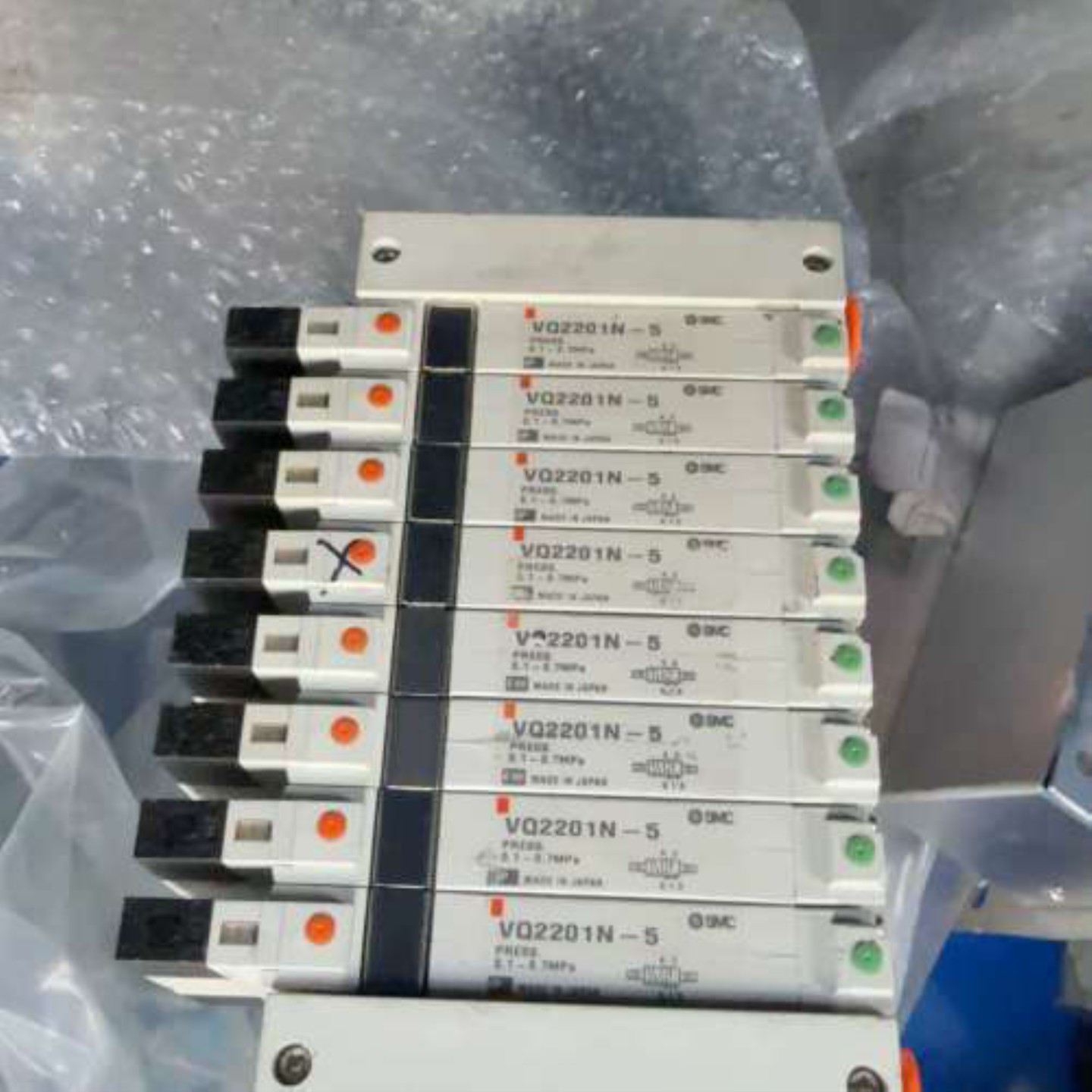 售前询价维修议价SMC电磁阀VQ2201N-5日本制造压力范围01