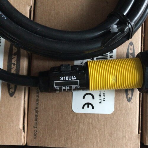 S18UIA 邦纳BANNER超音波感测器 模拟量4-20mA 检测距离300mm