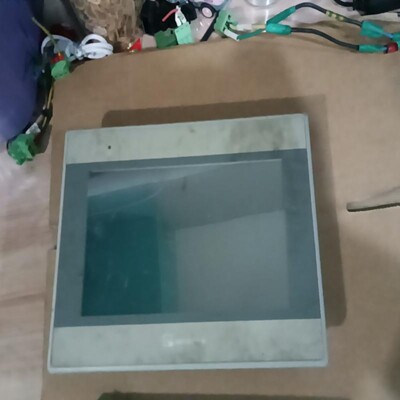 售前询价议价威纶通触摸屏MT6071EB 1WV可维修