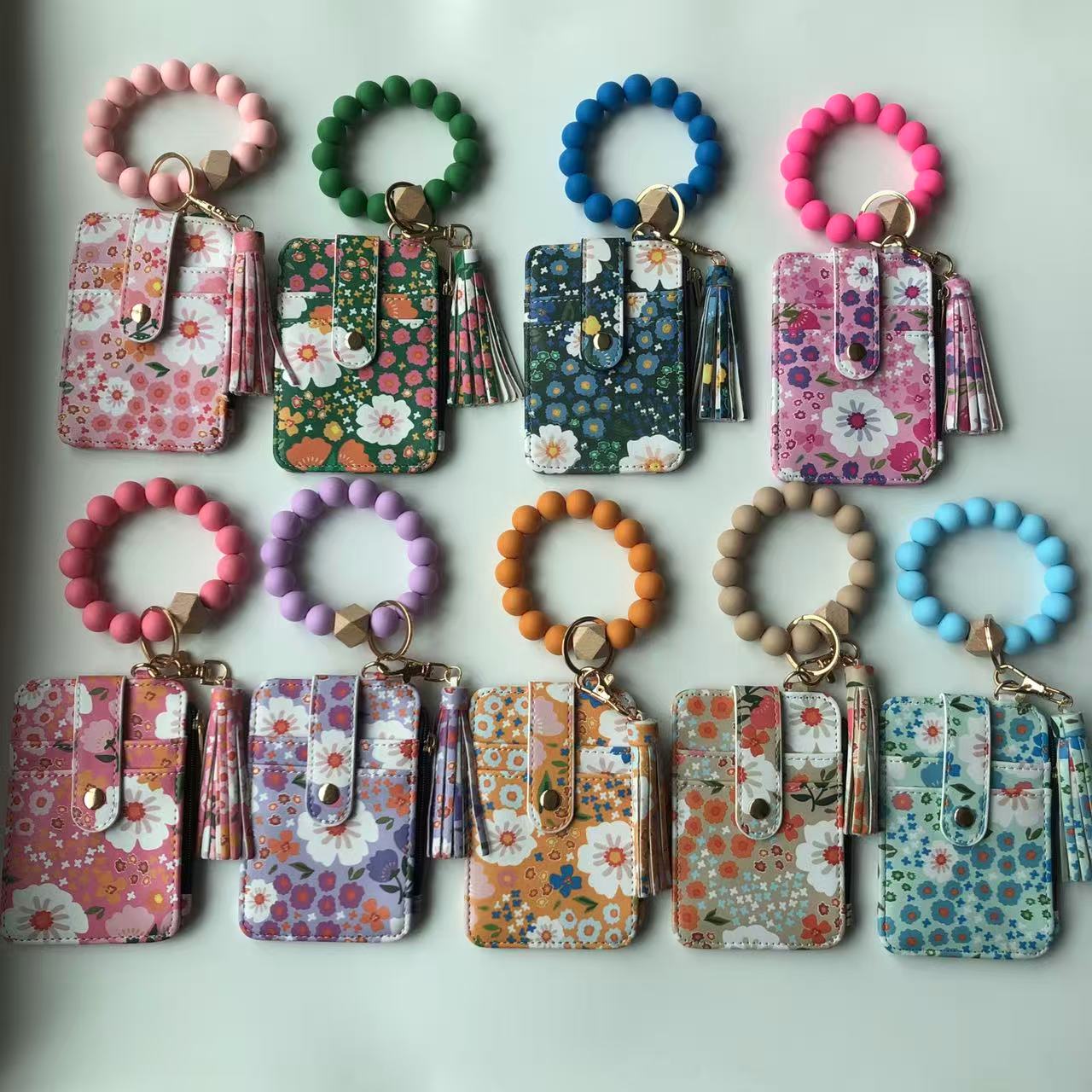 TEMU热销PU皮证件卡套公交卡包花卉色系女士小钱夹硅胶珠手链钥匙