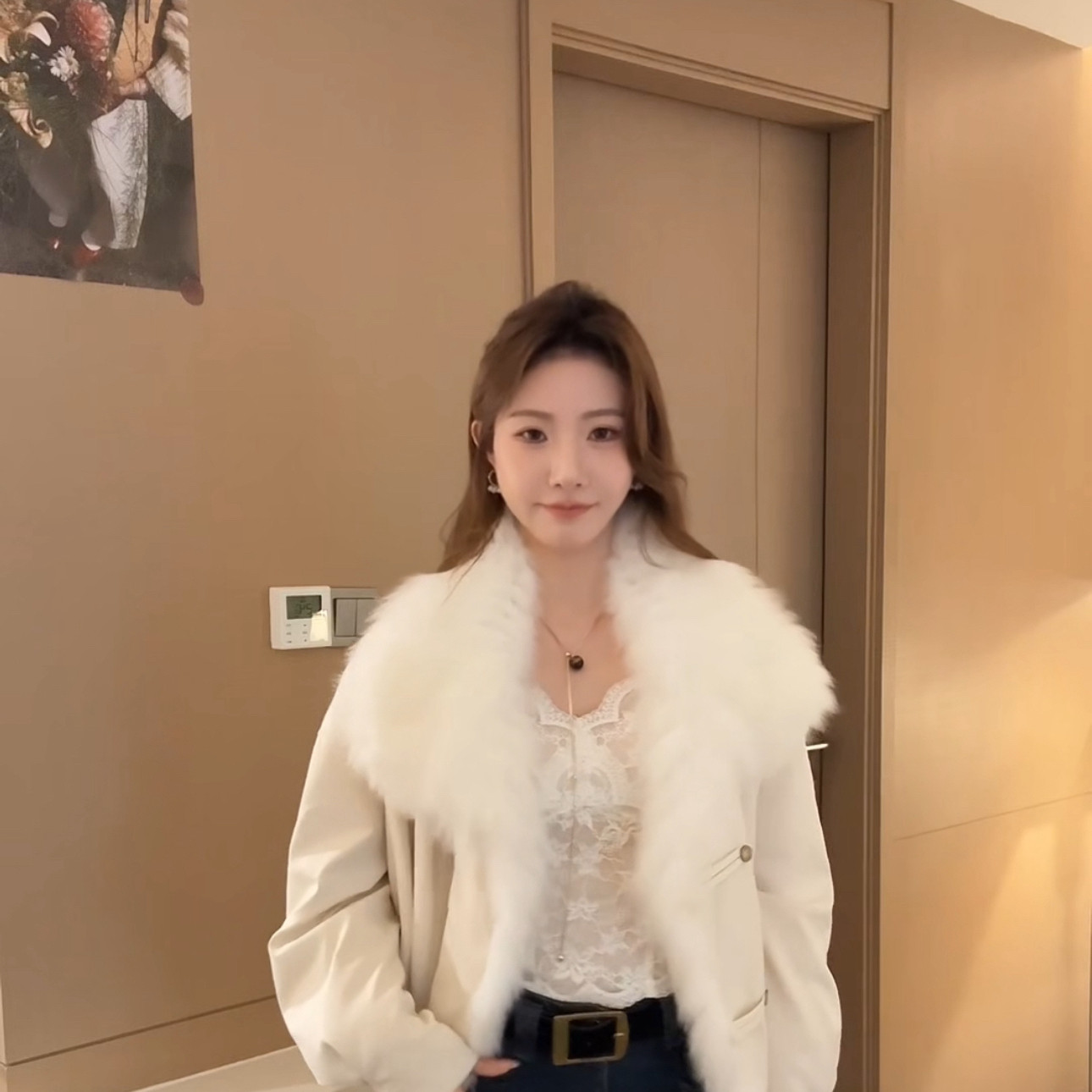 年轻款皮草工艺麂皮绒拼接真狐狸毛加厚保暖羽绒服外套