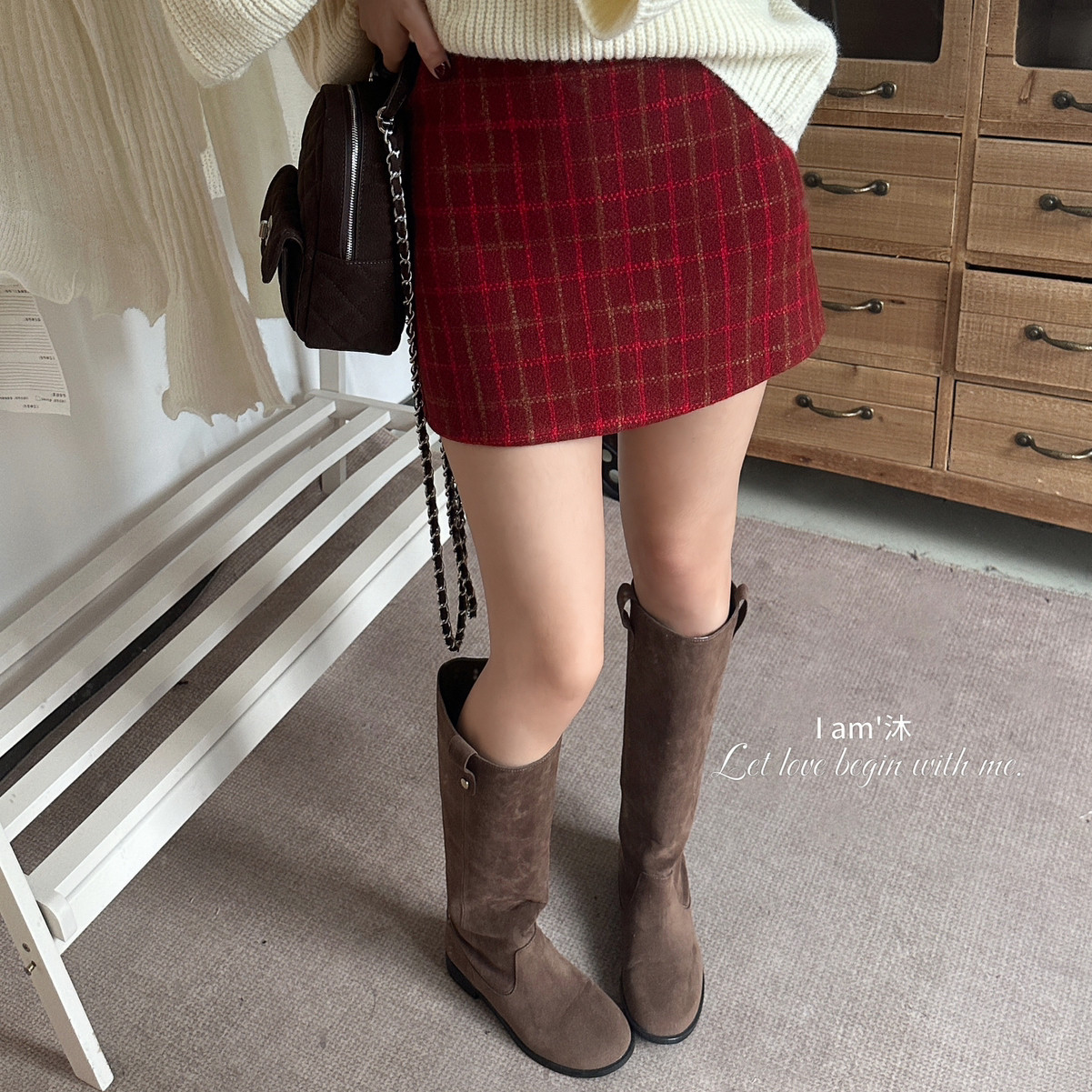 年货上新超正版型显瘦遮肉撞色格纹高腰包臀半身裙