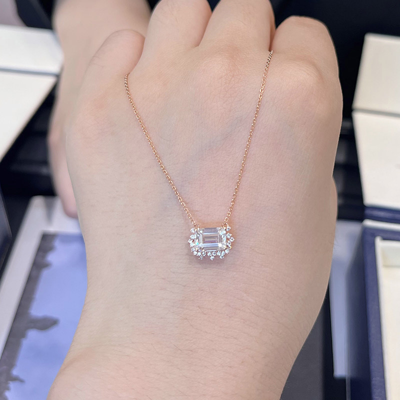 日本代购 Emerald cut18K金超闪祖母绿切割G色高净度钻石项链定制