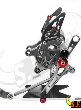 适用于阿普利亚 Aprilia RSV4 R/FACTORY 2009-2012 改装升高脚踏