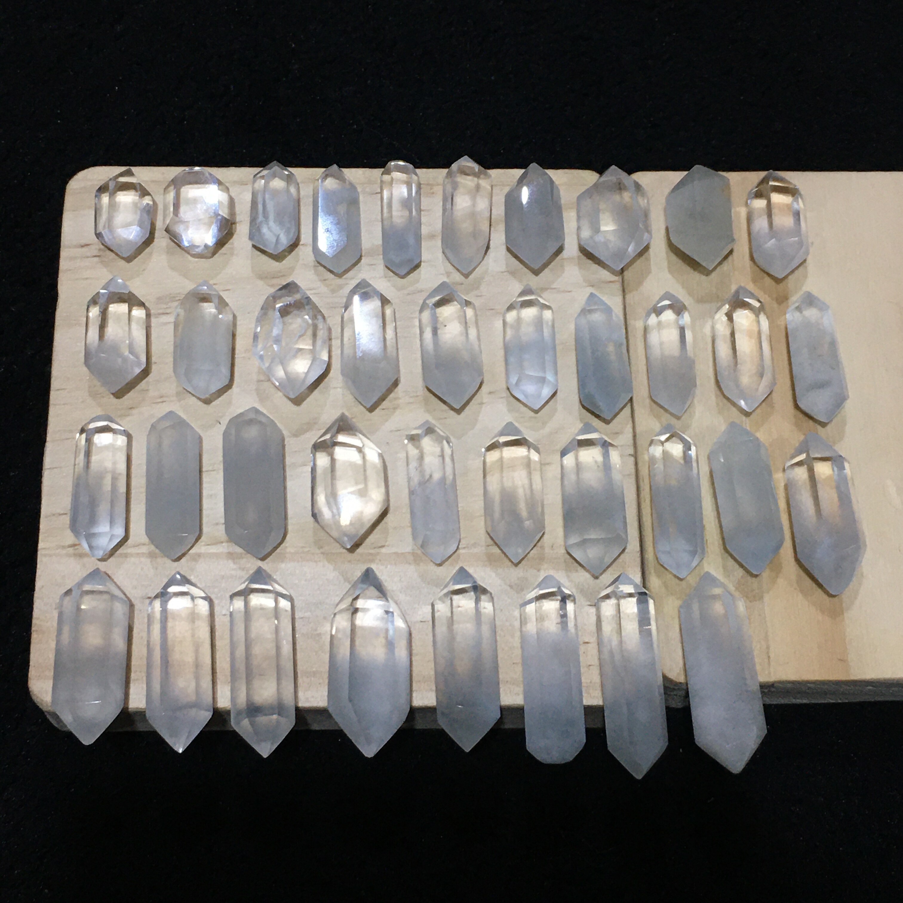 天然兔毛水晶稀有蓝兔毛随形双尖挂件小摆件多宝手链项链diy配件