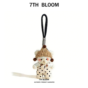 可爱卡通腮红小熊编织帽公仔包包挂饰毛绒包挂件精致高级感钥匙扣