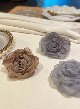 国风干枯玫瑰胸针新中式复古灼烧手工胸花灰色咖啡色饰品发夹别针