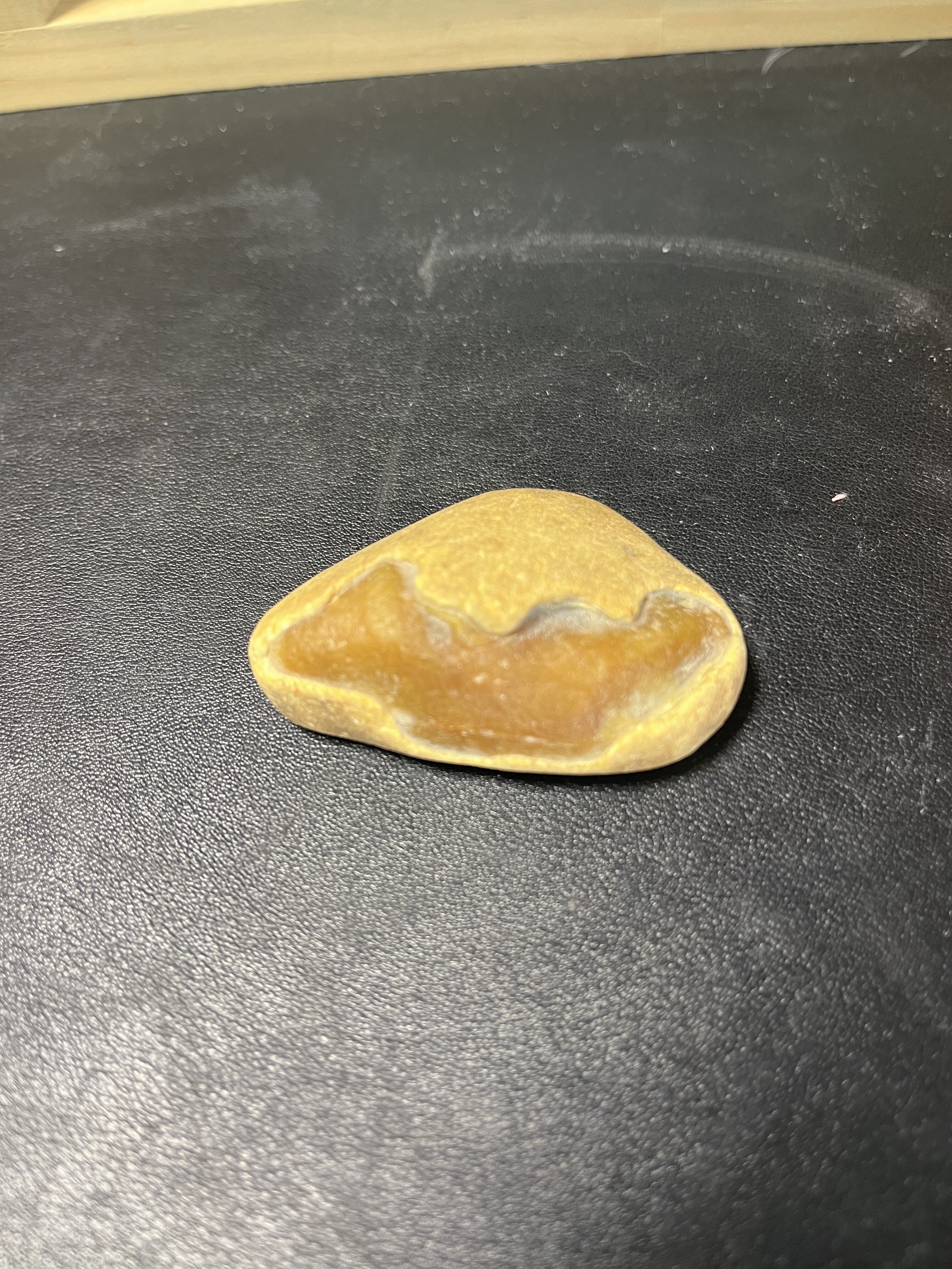 缅A翡翠大马坎水石黄翡随形雕原石摆件手把