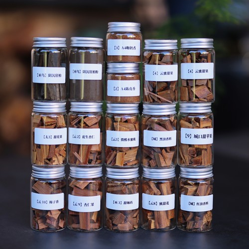 崖柏小罐装闻香熏香香料