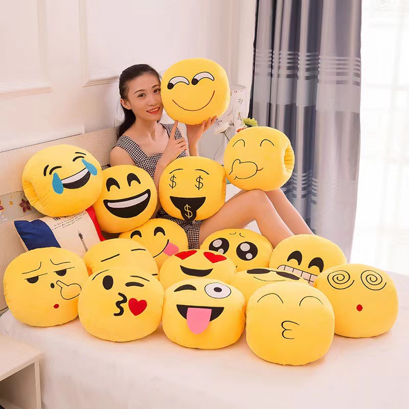 QQ表情抱枕emoji聊天笑脸搞怪沙发抱枕靠垫滑稽娃娃床上睡觉玩偶