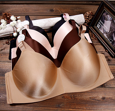 欧美风大码纯色光面无钢托文胸