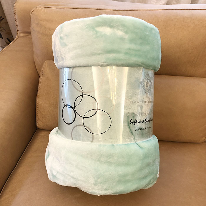 秋冬款拉舍尔单层毛毯瑕疵处理