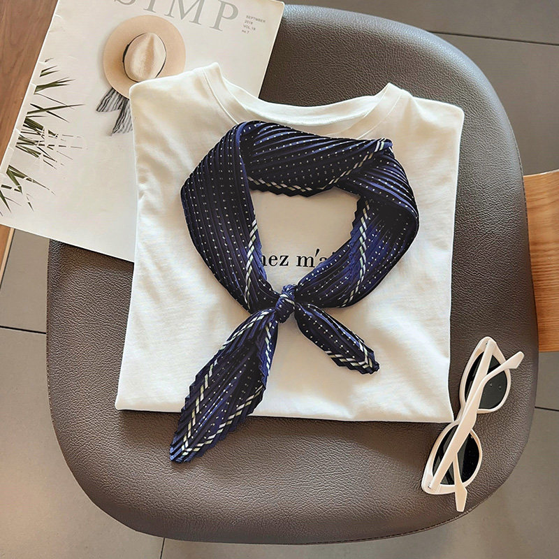 显白藏青条纹点点褶皱围巾菱形丝巾女春秋季韩版时尚职业搭配领巾,服饰配件/皮带/帽子/围巾,围巾/丝巾/披肩,淘宝优惠券,粉丝福利购,淘宝优惠卷