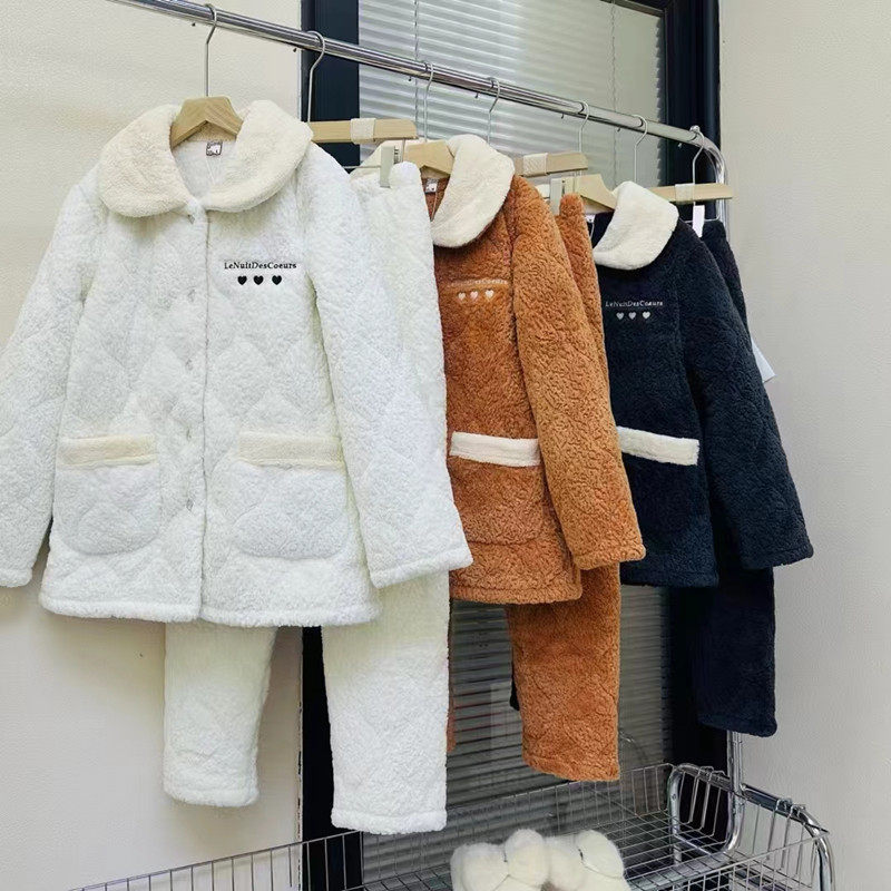 佰伦世家冬季女睡衣时尚新款牛奶绒三层加厚夹棉保暖家居服41502