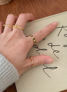 女性铜甜美红色滴釉花朵戒指