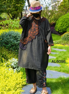 19610胖MM老布刺绣拼色圆领文艺复古民族风连衣裙全棉牛仔袍子秋